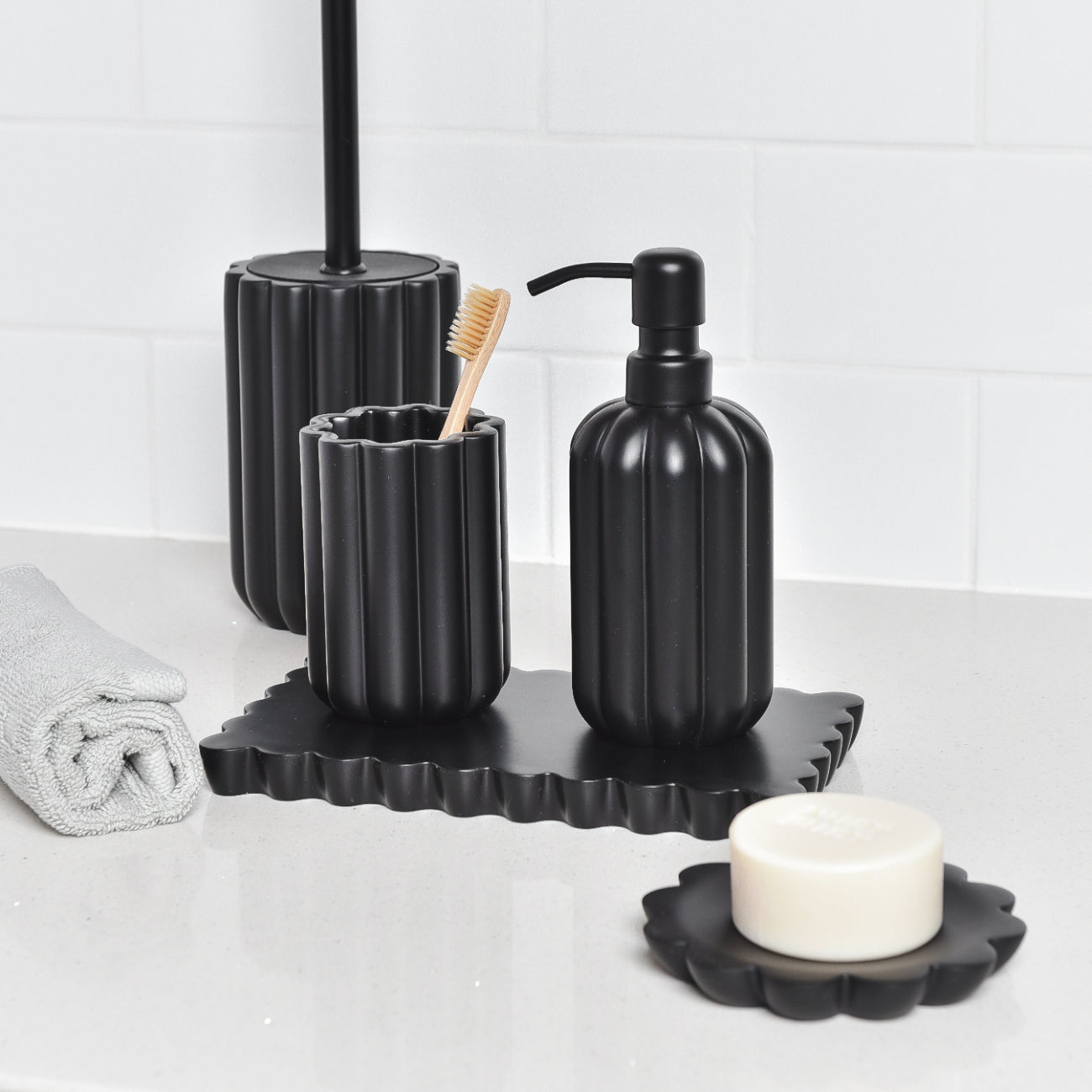 Serenity 5pc Bathroom Set - Black